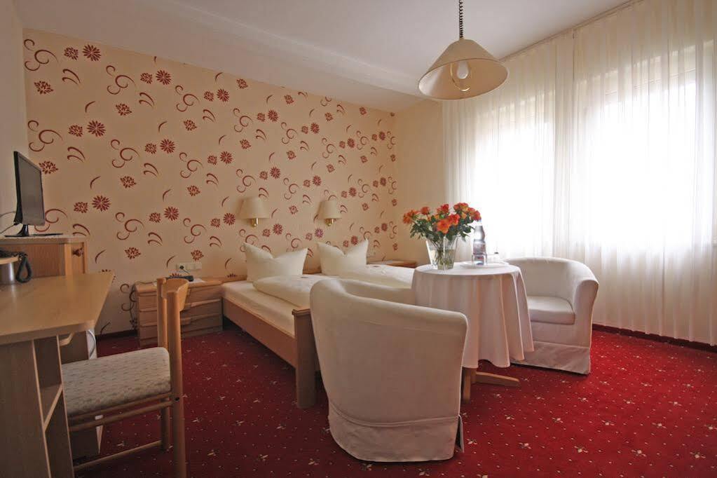 Haus Am Kurpark Hotel Garni Bad Steben Buitenkant foto